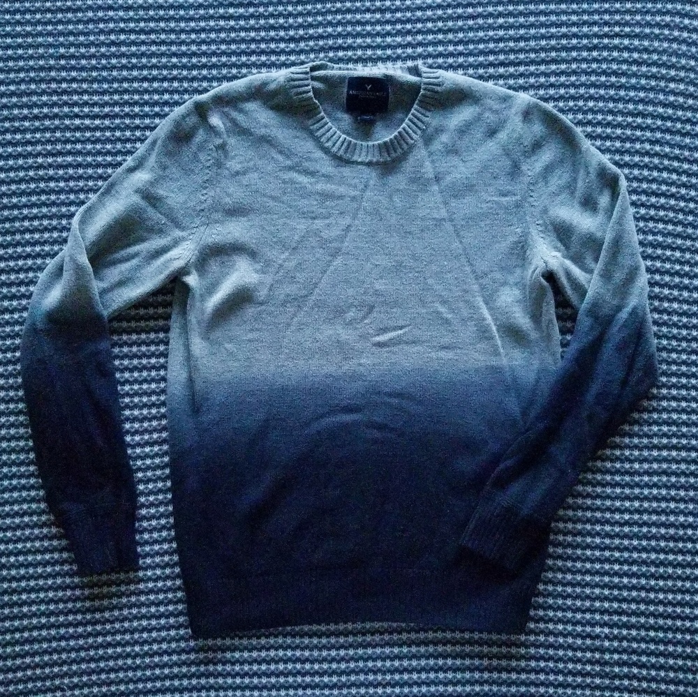American Eagle Ombre Sweater - Picture 1 of 3